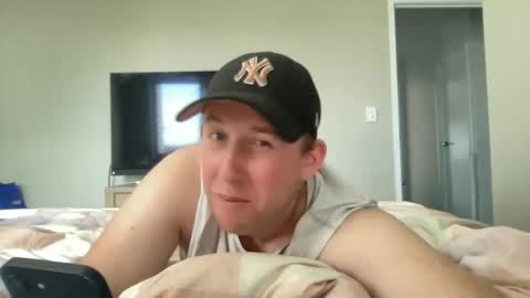 jorddiickzilla online show from February 16, 2026, 5:25 am