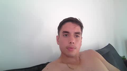 Snapshot of jorge124345 chatting on July 13, 2026, 12:24 am Babyface online show from July 13, 2026, 12:24 am