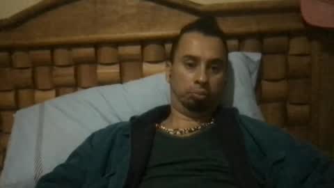 jose1234563 online show from December 17, 2024, 4:45 am