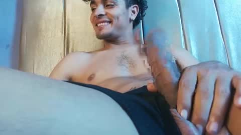 jose19980103 online show from January 21, 2025, 4:27 pm