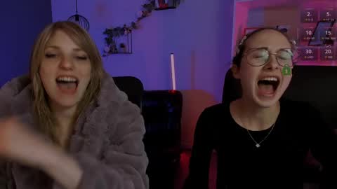 jose_fairy online show from April 18, 2026, 6:56 pm