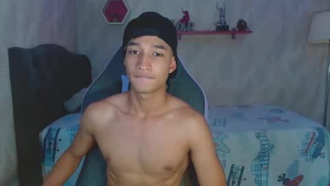 jose_sexycumm online show from March 8, 2025, 8:03 pm