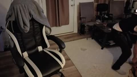 Snapshot of josefturner1 chatting on May 17, 2026, 3:48 am Josef online show from May 17, 2026, 3:48 am