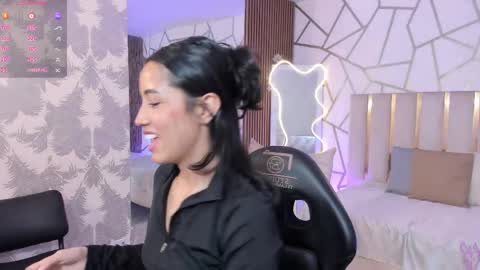 Joselyn  online show from April 2, 2026, 5:43 pm