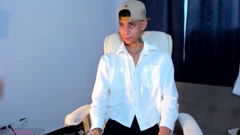 Josep online show from December 24, 2024, 9:55 pm