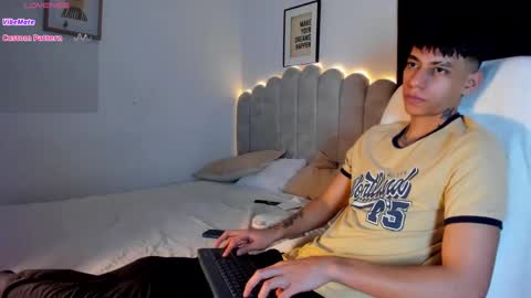 Josep online show from January 18, 2025, 2:36 am