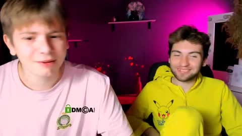 joseph_bear_ online show from October 5, 2025, 7:01 pm