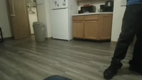 Snapshot of josephung1 chatting on December 27, 2024, 5:37 pm sissy josphine online show from December 27, 2024, 5:37 pm