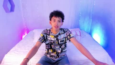 Jose online show from November 25, 2025, 6:52 pm