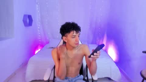 Jose online show from December 4, 2025, 11:19 am