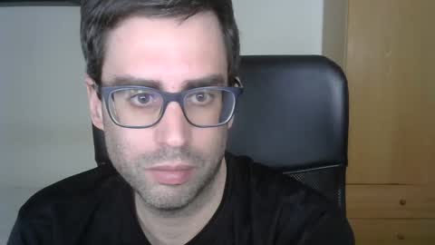 Snapshot of josevd chatting on May 23, 2026, 11:03 am Jose online show from May 23, 2026, 11:03 am