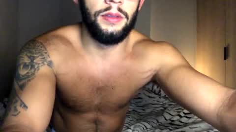 Snapshot of josh_xo chatting on September 28, 2025, 7:19 pm josh_xo online show from September 28, 2025, 7:19 pm
