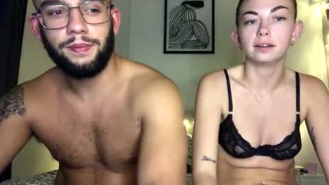 Snapshot of josh_xo chatting on October 12, 2025, 2:49 pm josh_xo online show from October 12, 2025, 2:49 pm