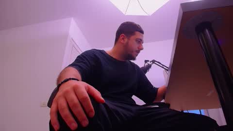 JoshKnight online show from October 23, 2025, 4:56 am