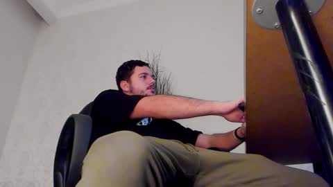 JoshKnight online show from November 14, 2025, 7:29 am