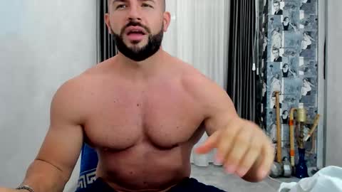 joshuamuscle69 online show from November 14, 2025, 6:28 pm