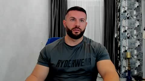 joshuamuscle69 online show from April 14, 2026, 9:26 am