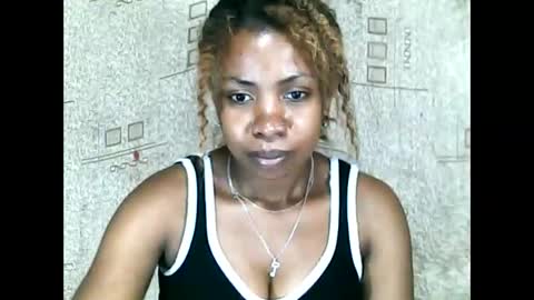 josie287096 online show from March 5, 2026, 9:49 am