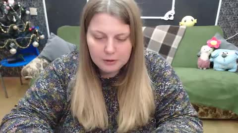 josiesun771 online show from January 20, 2025, 10:07 am