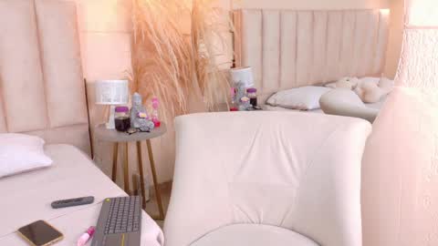 Snapshot of josselynbrown chatting on June 3, 2026, 11:13 am Joss online show from June 3, 2026, 11:13 am