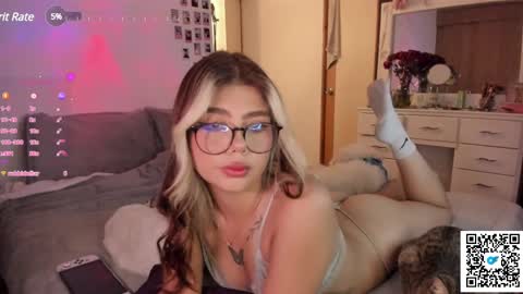 josephine   independent model    online show from February 7, 2025, 11:13 pm