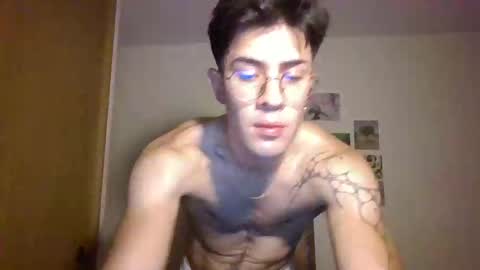 jotarojas1 online show from January 10, 2025, 4:54 am