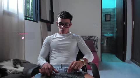 Im Jouliano online show from October 2, 2025, 8:49 pm