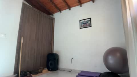 Im Jouliano online show from May 9, 2026, 3:06 pm