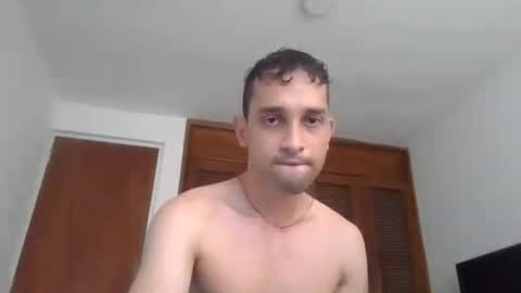Snapshot of jovenvergonguapo09 chatting on June 24, 2026, 2:27 pm Van Helsing online show from June 24, 2026, 2:27 pm