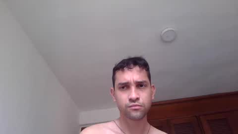 Snapshot of jovenvergonguapo09 chatting on July 13, 2026, 1:36 pm Van Helsing online show from July 13, 2026, 1:36 pm