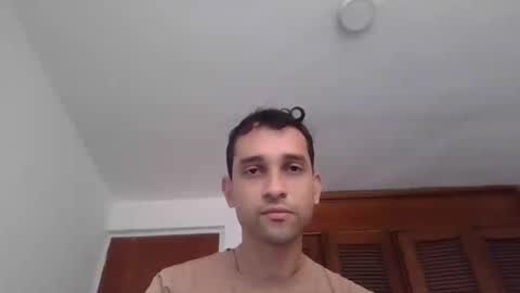 Snapshot of jovenvergonguapo09 chatting on July 25, 2026, 12:58 pm Van Helsing online show from July 25, 2026, 12:58 pm