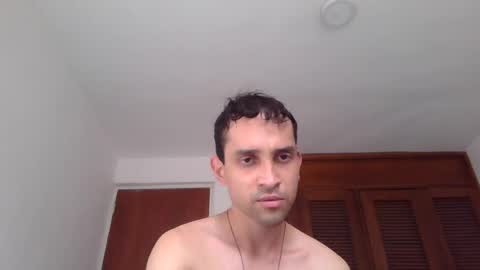 Snapshot of jovenvergonguapo09 chatting on July 31, 2026, 8:19 pm Van Helsing online show from July 31, 2026, 8:19 pm