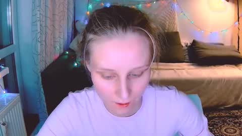 Snapshot of joy_keys chatting on December 21, 2024, 2:47 pm joy_keys online show from December 21, 2024, 2:47 pm