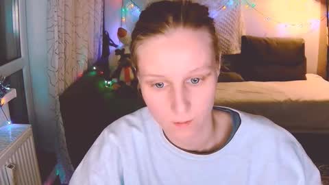 Snapshot of joy_keys chatting on December 23, 2024, 5:00 pm joy_keys online show from December 23, 2024, 5:00 pm