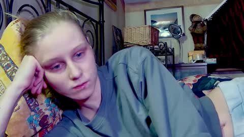 Snapshot of joy_keys chatting on January 25, 2025, 6:24 pm joy_keys online show from January 25, 2025, 6:24 pm