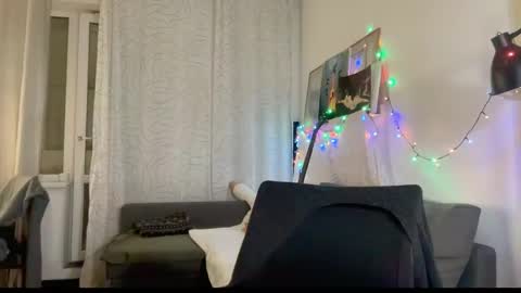 Snapshot of joy_keys chatting on February 10, 2025, 12:30 am joy_keys online show from February 10, 2025, 12:30 am