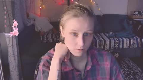 Snapshot of joy_keys chatting on February 13, 2025, 7:52 pm joy_keys online show from February 13, 2025, 7:52 pm