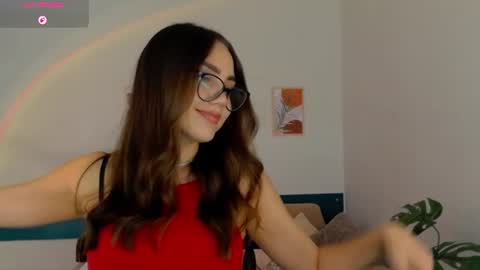 Snapshot of joyandlove chatting on June 18, 2026, 5:28 pm Ti online show from June 18, 2026, 5:28 pm