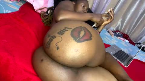 Butterflyass online show from May 31, 2026, 2:20 am