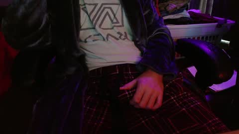 JP online show from December 7, 2024, 2:24 pm