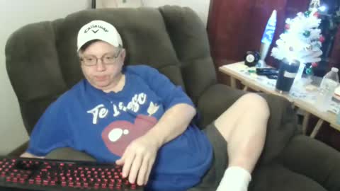 jpmel99 online show from December 25, 2024, 11:10 pm