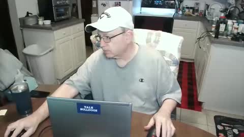 jpmel99 online show from January 14, 2025, 10:27 am