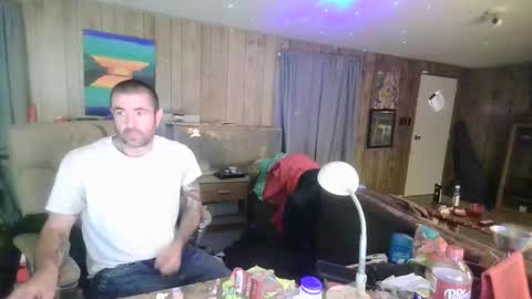 jrizzle1111 online show from February 14, 2026, 11:51 am