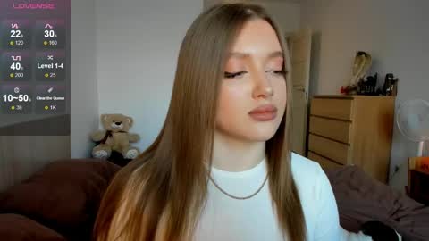 Julia and Julia online show from February 26, 2025, 2:03 pm