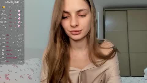 Julia and Julia online show from December 19, 2025, 3:30 pm