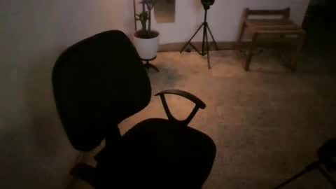 juan235665 online show from June 1, 2026, 4:25 am
