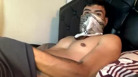 Snapshot of juan_bunny chatting on June 21, 2026, 1:24 pm lJuanl online show from June 21, 2026, 1:24 pm