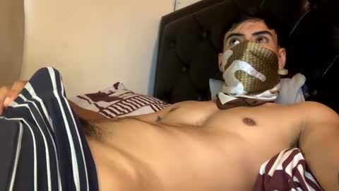 Snapshot of juan_bunny chatting on July 15, 2026, 12:43 pm lJuanl online show from July 15, 2026, 12:43 pm