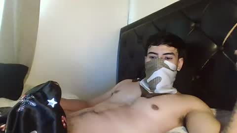 Snapshot of juan_bunny chatting on August 4, 2026, 4:09 pm lJuanl online show from August 4, 2026, 4:09 pm