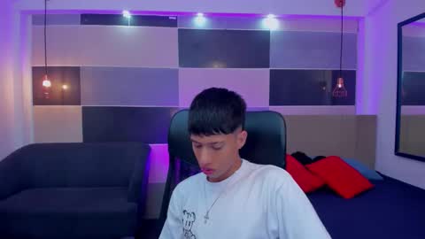 JuanSteven online show from December 29, 2024, 1:06 pm